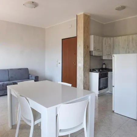 Lovely Apartment In Marina Di Strongoli Marina di Strongoli