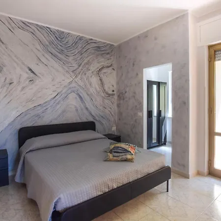 Lovely Apartment In Marina Di Strongoli